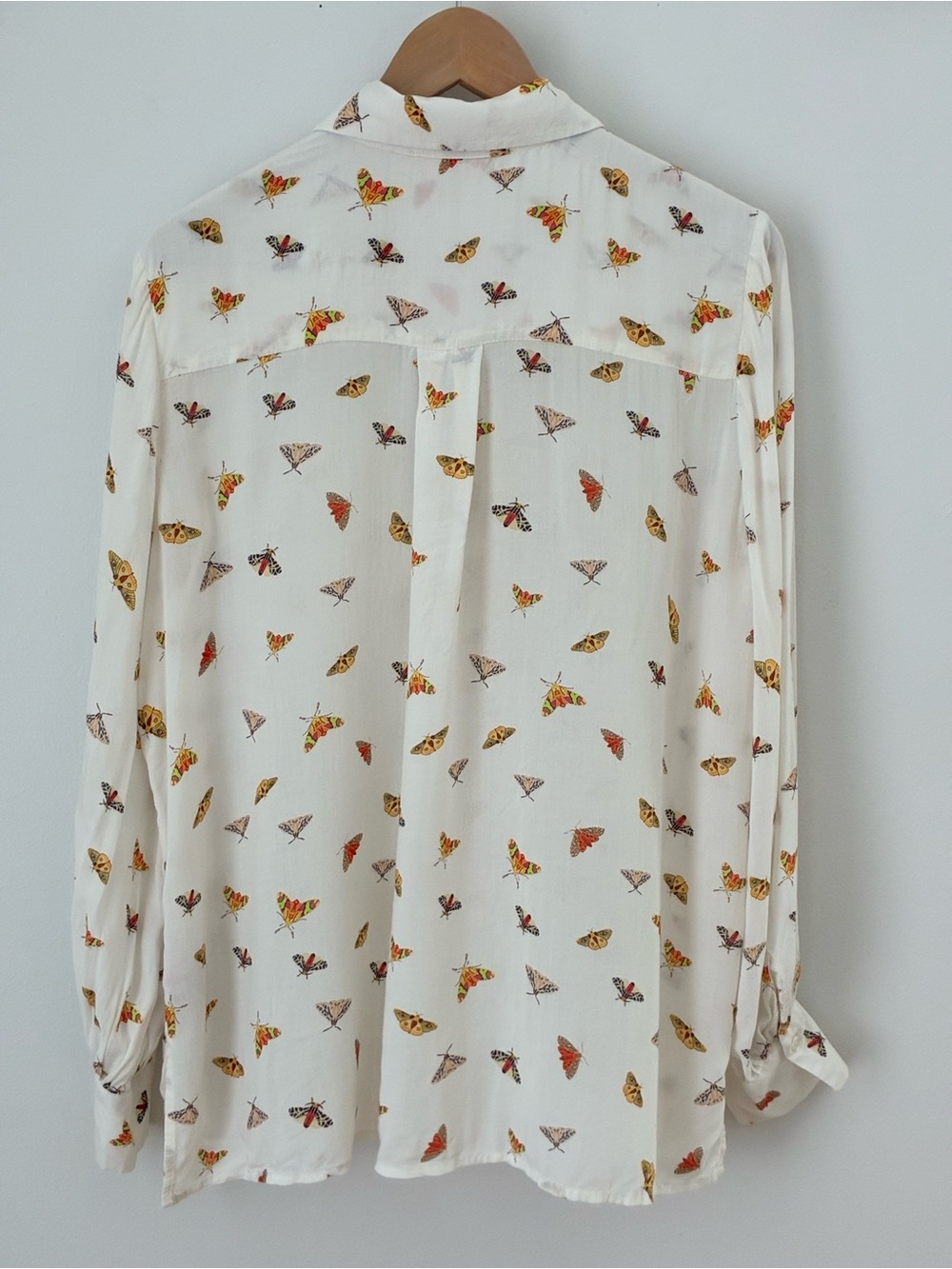 Philosophy White Button-Down Blouse with Multicolor Butterfly Motif Size L - Picture 2 of 4